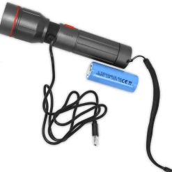Flare Zoom Flashlight 1800 Lumens - Castlerock
