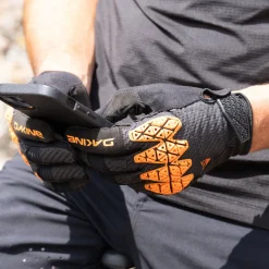 Slayer Pro D30® Gloves - Black/Orange