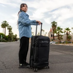 Split 4 Wheel Roller Bag 87L - Black