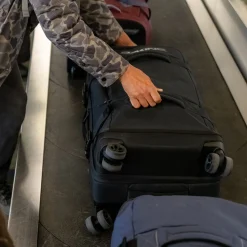 Split 4 Wheel Roller Bag 87L - Mulled Basil
